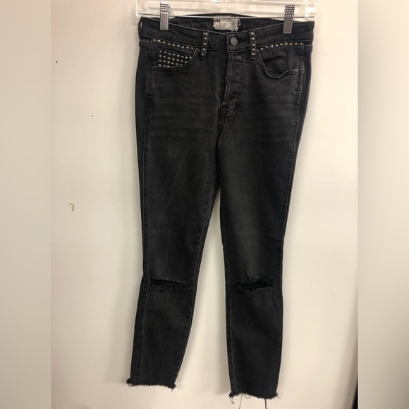 FREE PEOPLE ripped distressed black washed skinny ladies jeans in size 25 - Picture 2 of 8